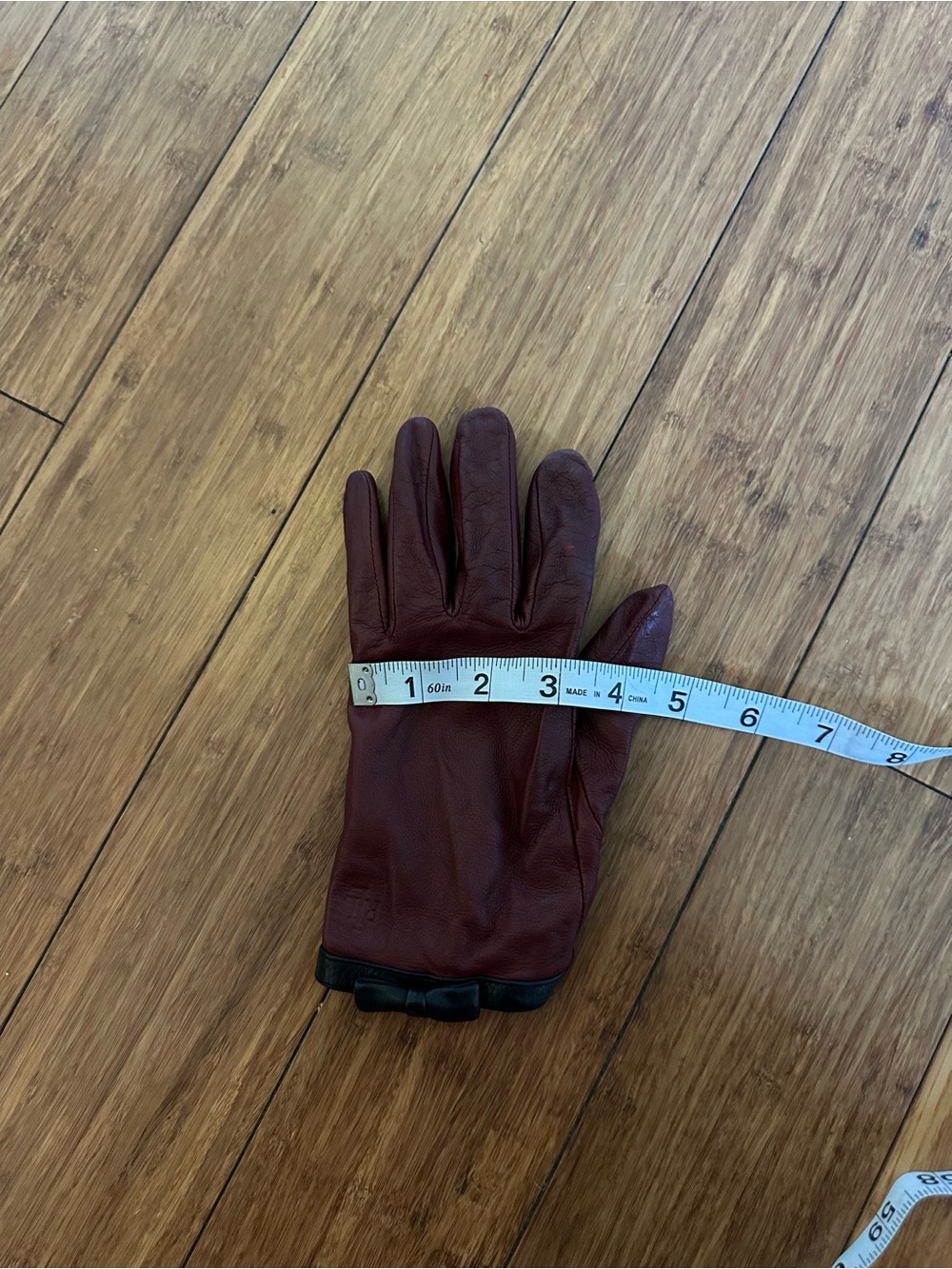 Ralph Lauren Burgundy Leather Gloves with Black Trim - Picture 8 of 9